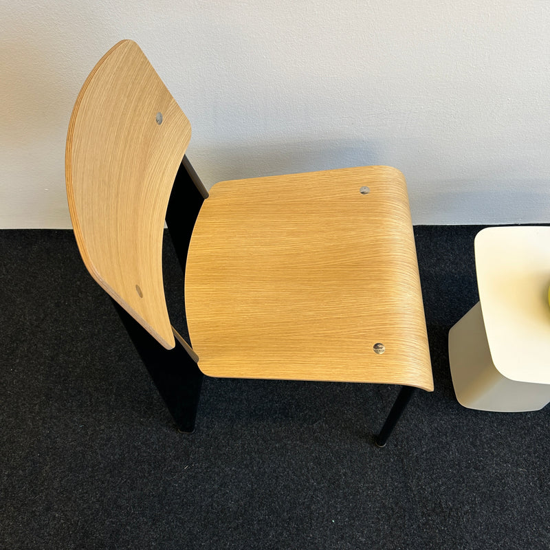 Vitra - Standard Chair - Tiefschwarz - Eiche - TOP Zustand