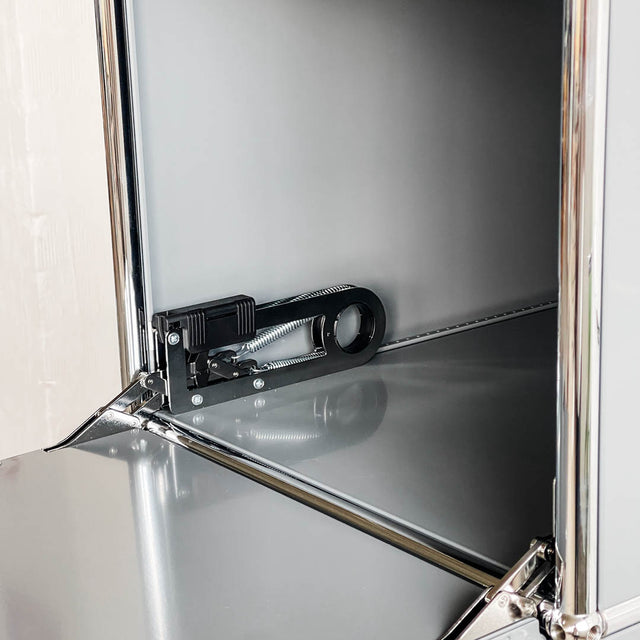 USM Haller - Kleiderschrank - mittelgrau - gebrauchter TOP Zustand