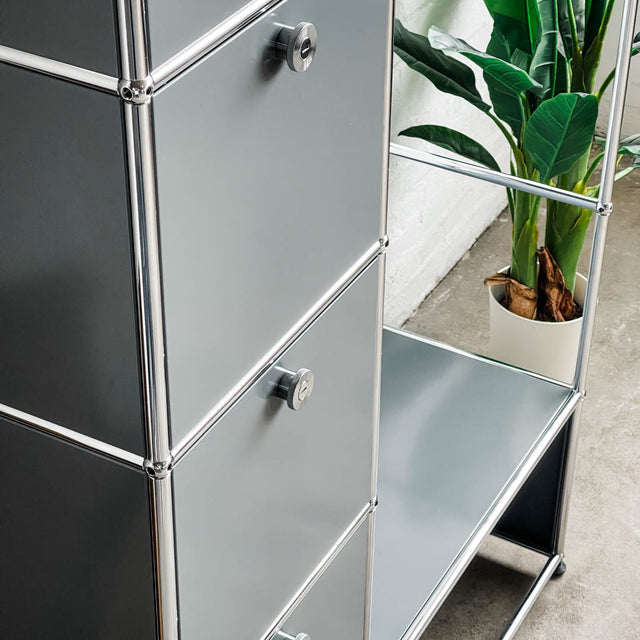 USM Haller - Kleiderschrank - mittelgrau - gebrauchter TOP Zustand