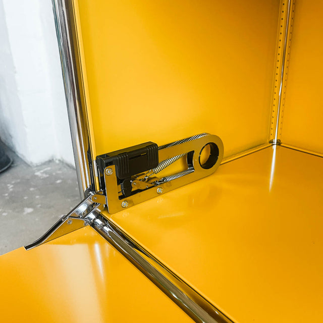 USM Haller - Sideboard - goldgelb - TOP Zustand