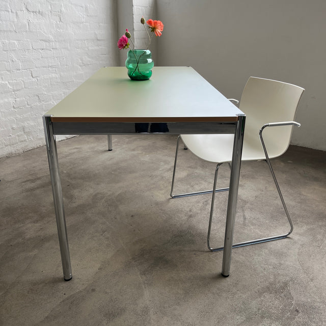 USM Haller Tisch - HPL Beschichtet - Olivgrün - 175 x 75 cm - TOP Zustand!