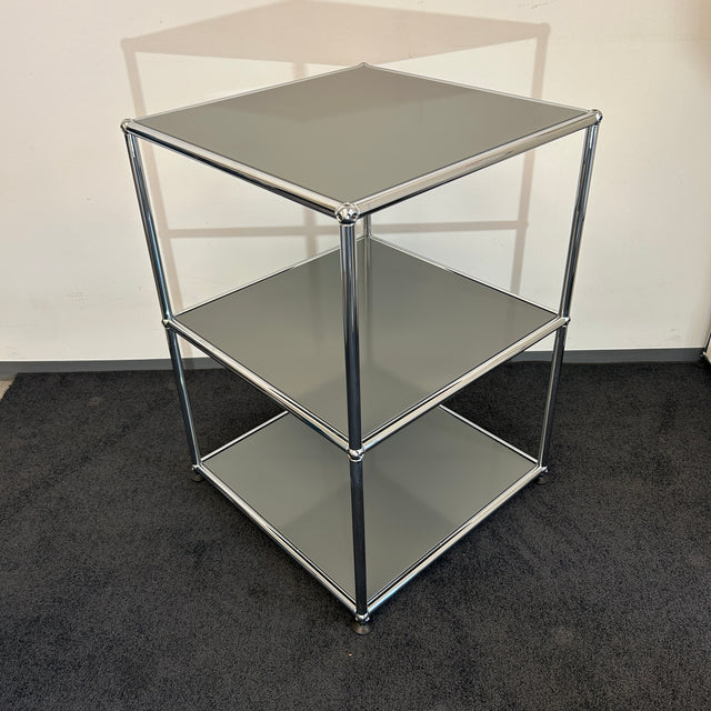 USM Haller - Regal - Mittelgrau - 50 x 50 cm - Sehr guter Zustand!