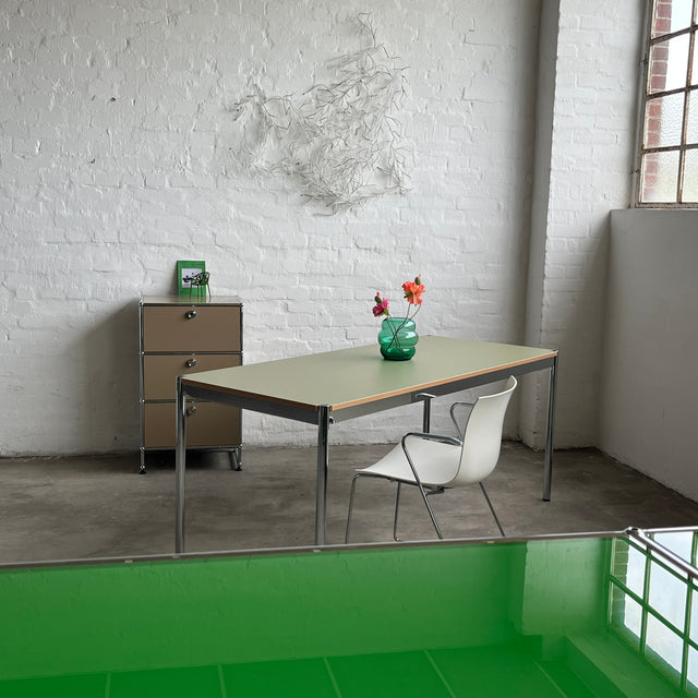 USM Haller Tisch - HPL Beschichtet - Olivgrün - 175 x 75 cm - TOP Zustand!