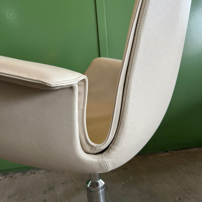 Walter Knoll - FK Schalensessel - Leder hell - Preben Fabricius & Jørgen Kastholm - gebrauchte Designermöbel