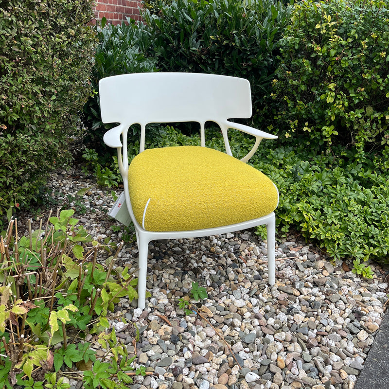 Kartell - Sessel A.i. lounge bouclé - Stoff gelb - Philippe Starck - NEU