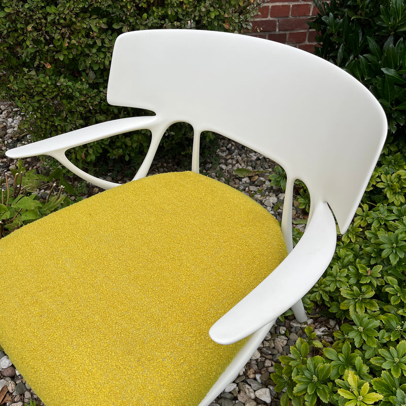 Kartell - Sessel A.i. lounge bouclé - Stoff gelb - Philippe Starck - NEU