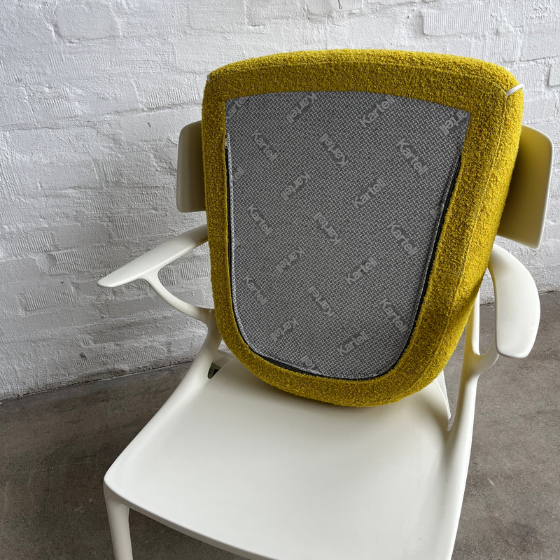 Kartell - Sessel A.i. lounge bouclé - Stoff gelb - Philippe Starck - NEU