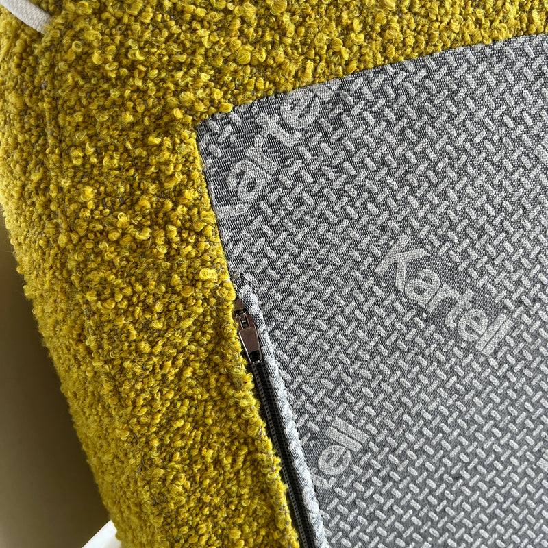 Kartell - Sessel A.i. lounge bouclé - Stoff gelb - Philippe Starck - NEU