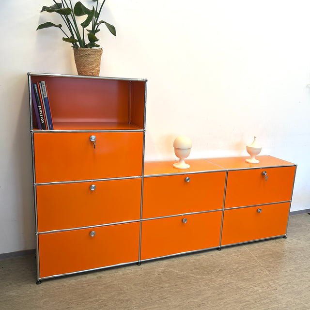 USM Haller - Regal - 8 Fächer - Klapptüren - Orange - TOP Zustand!