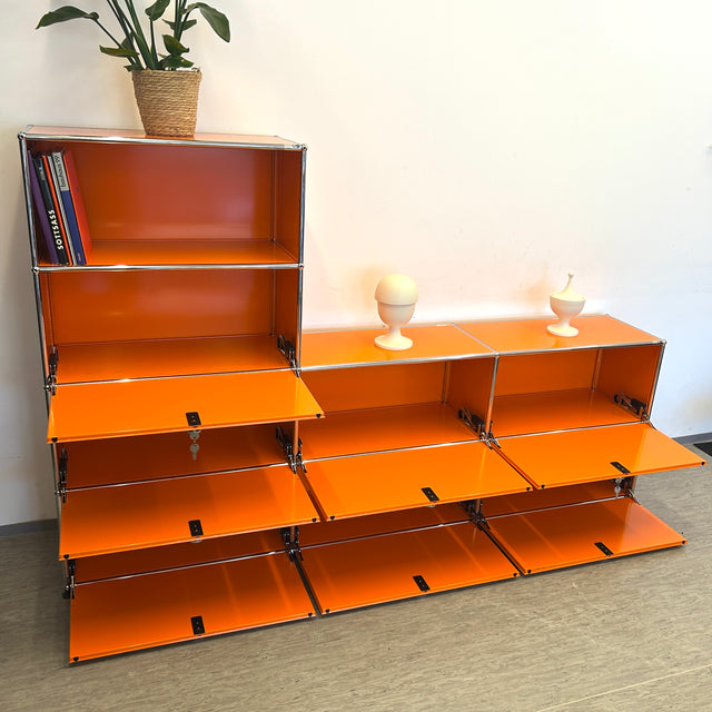 USM Haller - Regal - 8 Fächer - Klapptüren - Orange - TOP Zustand!
