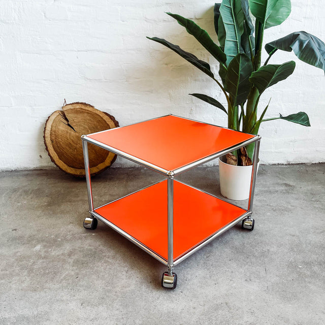 USM Haller Beistelltisch - 50 x 50 cm - verschiedene Ausführungen - gebrauchte TOP Qualität