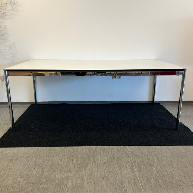 USM Haller Tisch - Ess-/Konferenztisch - Perlgrau - 200 x 100 cm - gebrauchte TOP Qualität