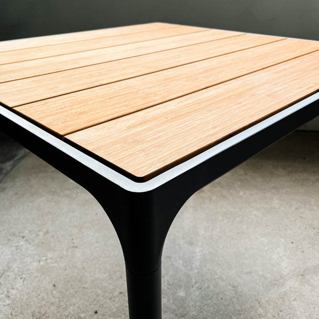 Four Dining Table - 90 x 90 cm
