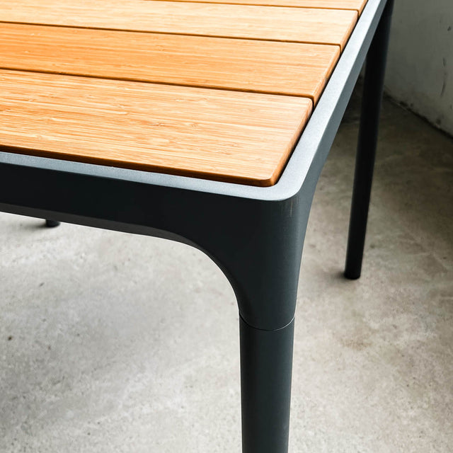 Four Dining Table - 90 x 90 cm