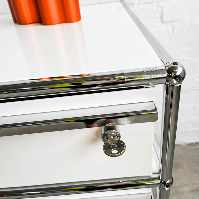 USM Haller Sekretär/Schreibtisch - weiß - gebrauchter TOP Zustand