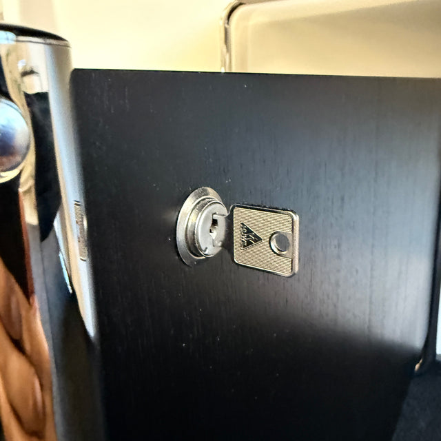 Thonet Schreibtisch S 285 - Esche schwarz - Marcel Breuer - Neuwertig!