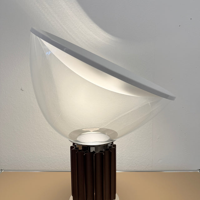 FLOS Taccia Small LED -  Tischlampe - Glas/Bronze - Neuwertig!