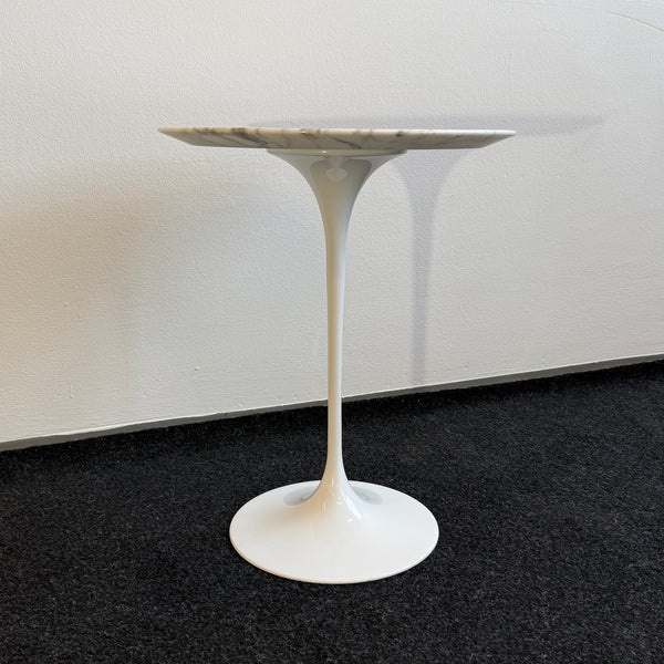 Knoll International - Saarinen Tulip Beistelltisch - Marmor weiß - TOP Zustand