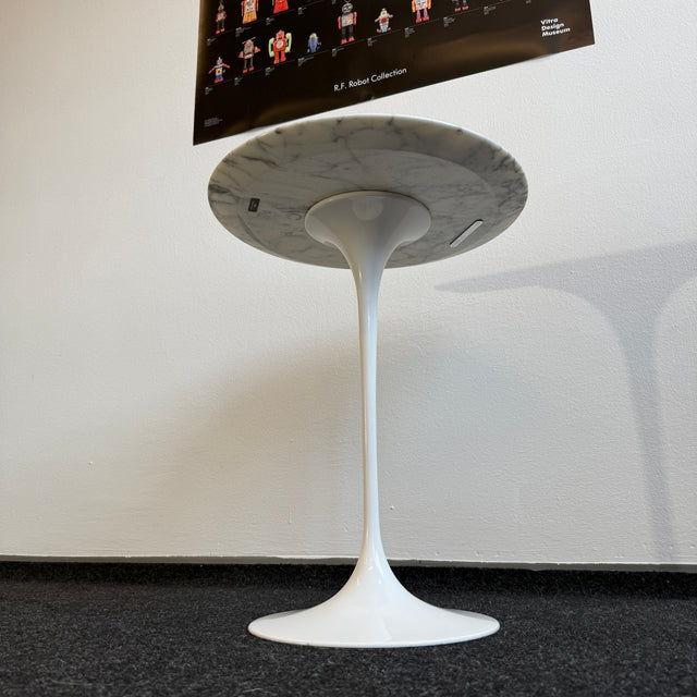 Knoll International - Saarinen Tulip Beistelltisch - Marmor weiß - TOP Zustand