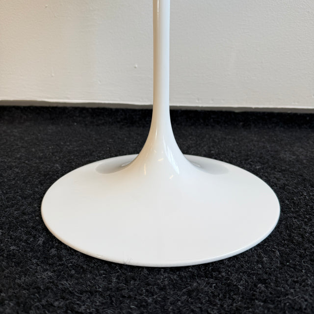 Knoll International - Saarinen Tulip Beistelltisch - Marmor weiß - TOP Zustand