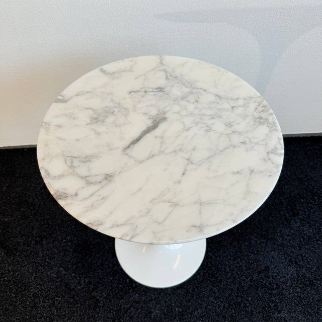 Knoll International - Saarinen Tulip Beistelltisch - Marmor weiß - TOP Zustand