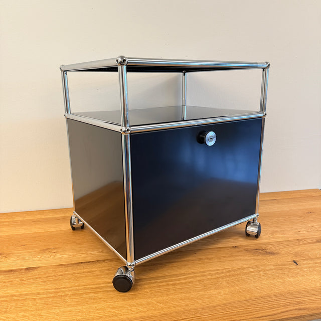 USM Haller - Nachtschränkchen/Druckerwagen - Schwarz- TOP Zustand!
