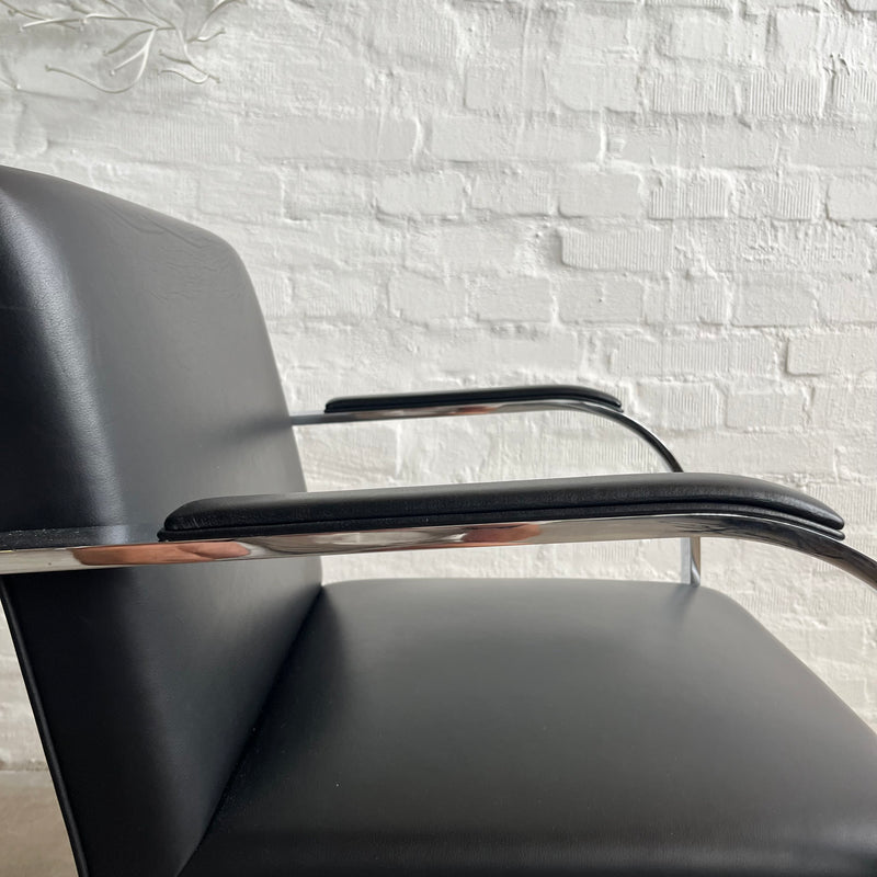 Knoll International - Brno Freischwinger - Leder schwarz