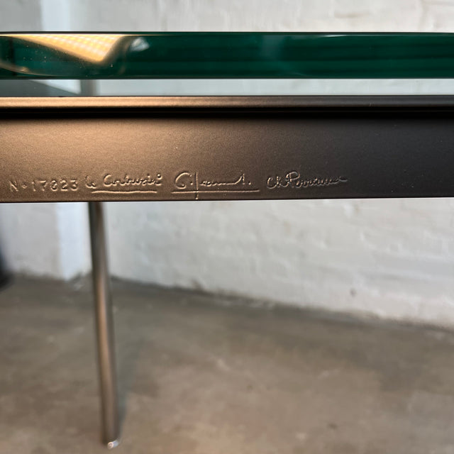 Cassina - LC 10 P Tisch - Kristallglas