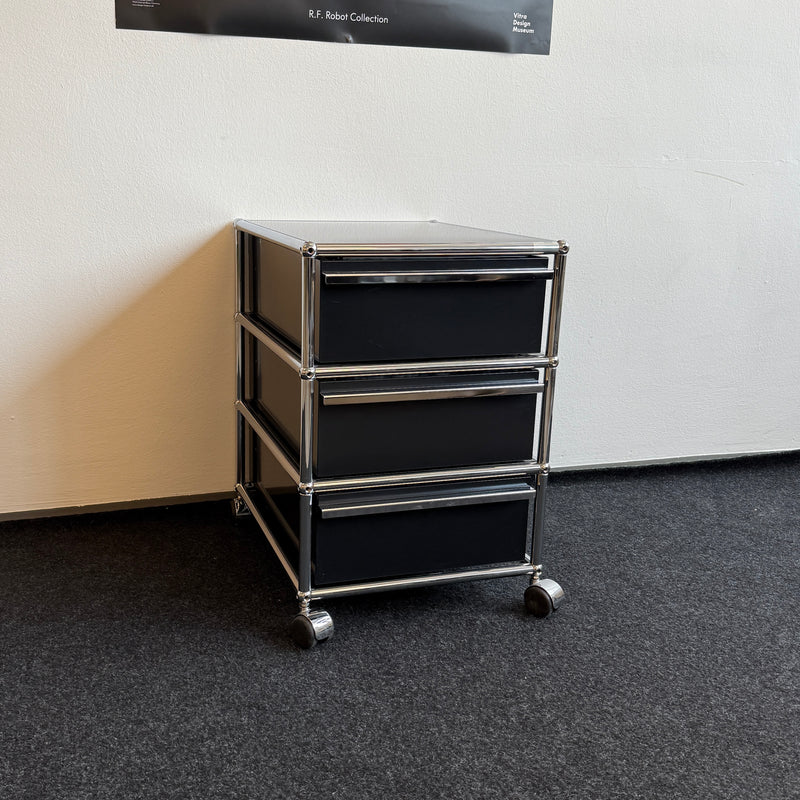 USM Haller - Rollcontainer - Schwarz - Drei A6 Schubladen
