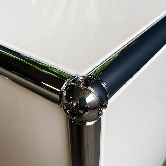 USM Haller - Lowboard - weiß