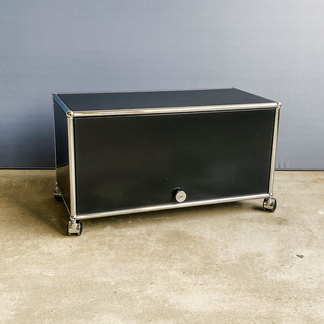 USM Haller Lowboard - TV-Hifi-Board - schwarz - gebrauchte TOP Qualität