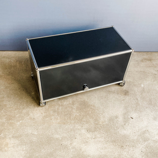 USM Haller Lowboard - TV-Hifi-Board - schwarz - gebrauchte TOP Qualität