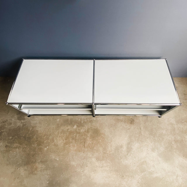 USM Haller - Lowboard - lichtgrau