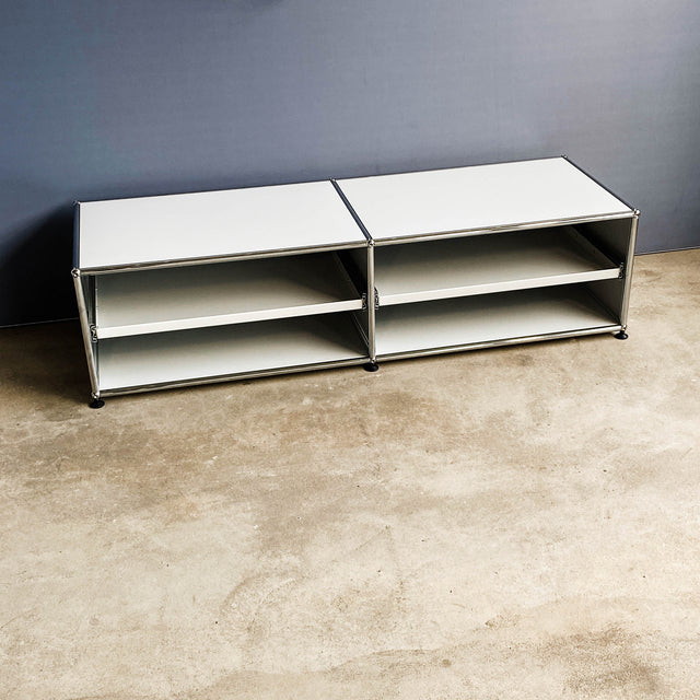 USM Haller - Lowboard - lichtgrau