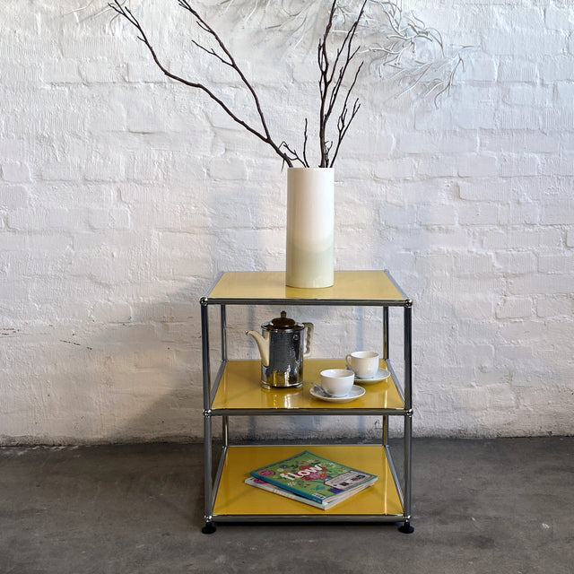 USM Haller Beistelltisch in gelb