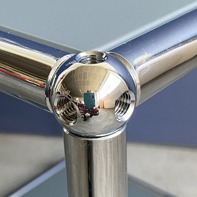 USM Haller Beistelltisch in mittelgrau