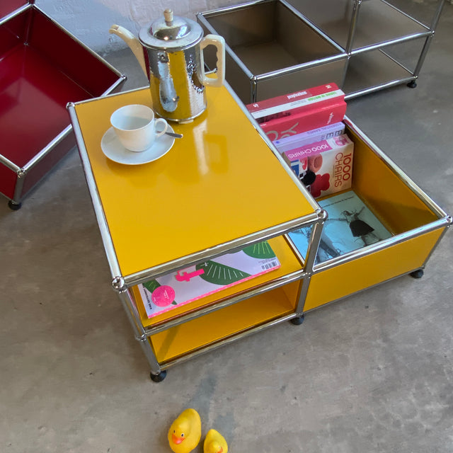 USM Haller - Couchtisch - goldgelb