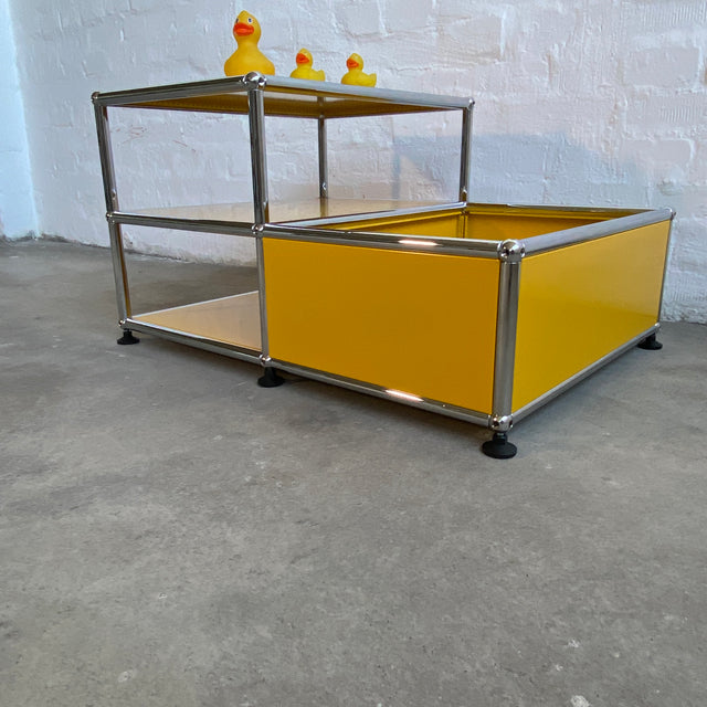 USM Haller - Couchtisch - goldgelb