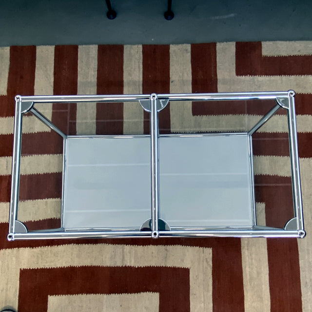 USM Haller - Beistelltisch - Glas/lichtgrau