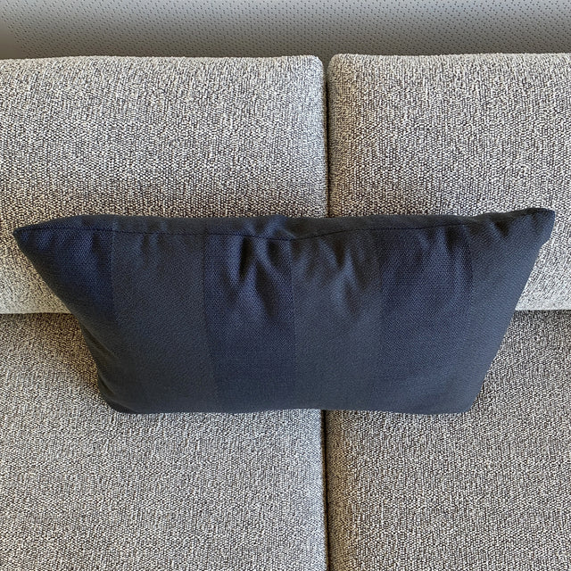 Vitra - Suita Kissen 60 x 40 cm - dunkelgrau gestreift
