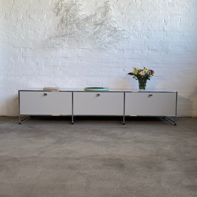 USM Haller - Lowboard - lichtgrau - gebrauchter TOP Zustand