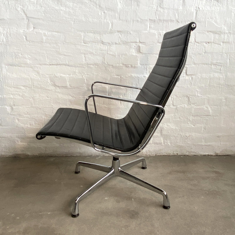 EA 116 Alu Chair - Sessel - Leder schwarz