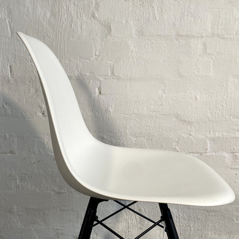 DSW Side Chair - weiß