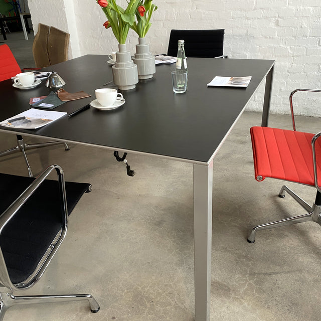 Molteni - LessLess  - Schwarz/Alu