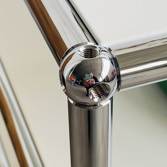 USM Haller Beistelltisch - weiß - 3 Tablare - gebrauchte TOP Qualität