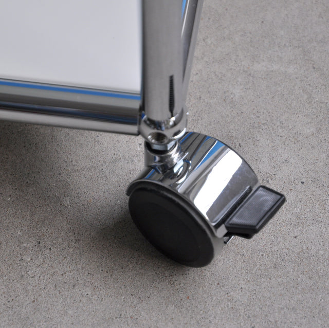 USM Haller Beistelltisch Rollen