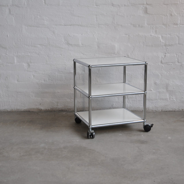 USM Haller - Beistelltisch - Auf Rollen - Weiß - 39,5 cm x 35 cm