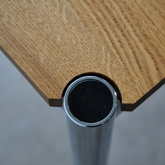 USM Haller - Tisch Eiche massiv - 100 x 100 cm