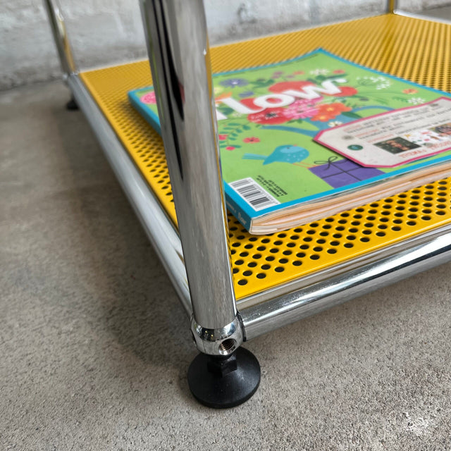 USM Haller - Beistelltisch - Goldgelb perforiert - 50 x 50 cm - TOP Zustand!