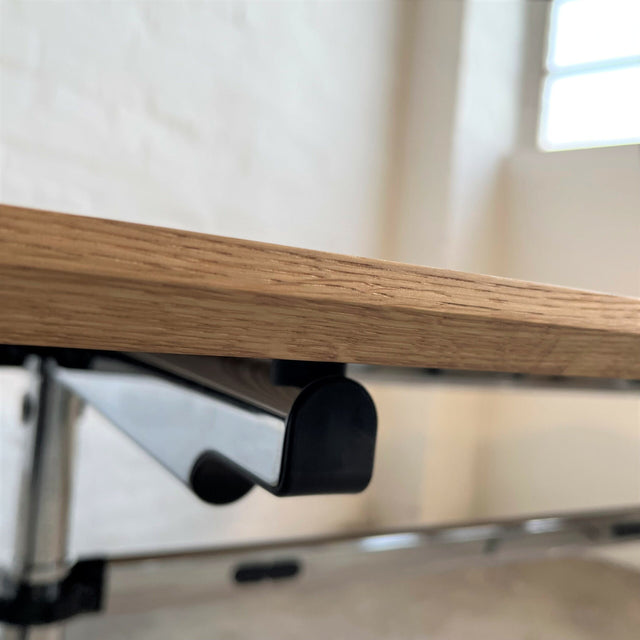 USM Kitos - Tisch Eiche massiv - 150 x 75 cm